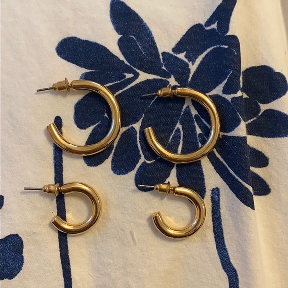 Hoop set - Picture 1 of 2